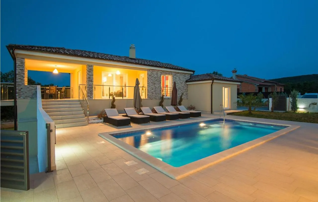 בית נופש Raša Awesome Home In Kapelica