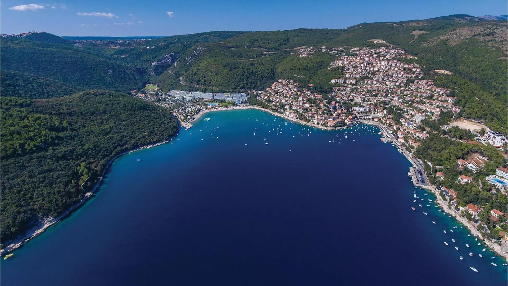 度假居 Awesome Home In Kapelica Raša